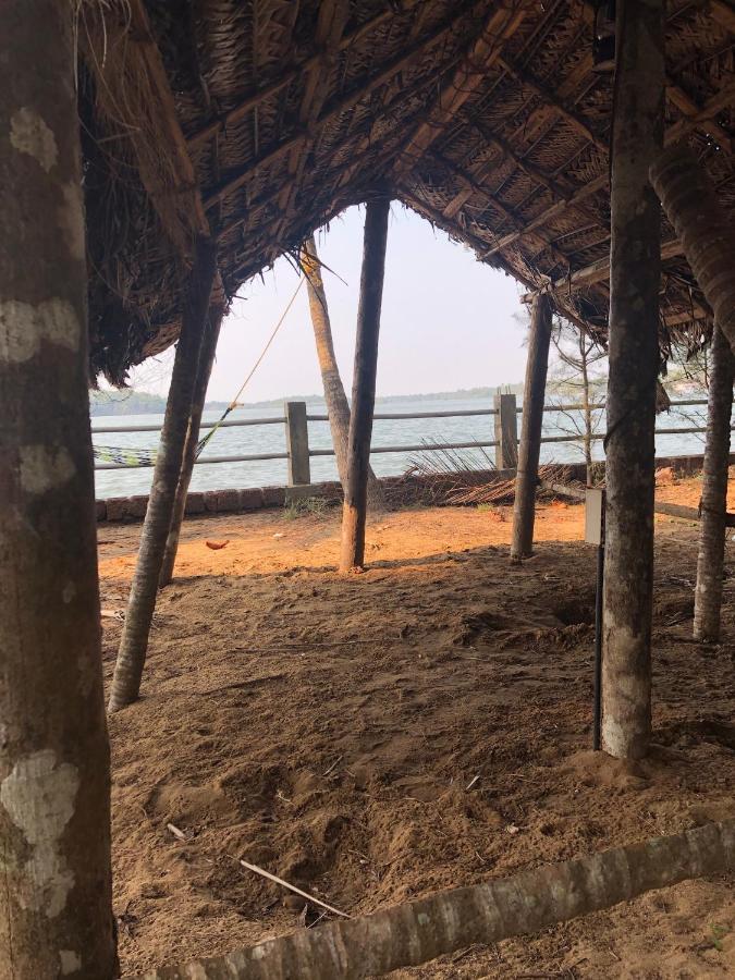 Candlehut Homestay Nīleshwar المظهر الخارجي الصورة